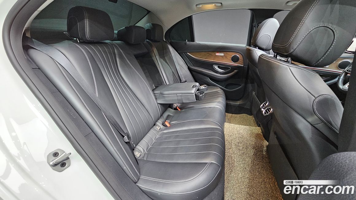 Mercedes-Benz E-Class 2019