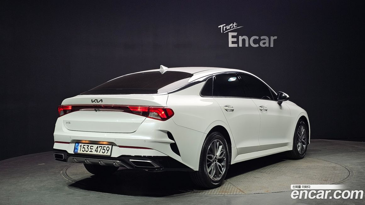 Kia K5 2023