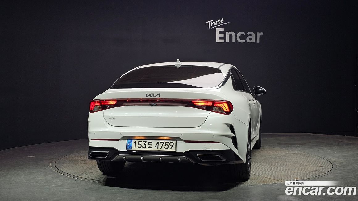 Kia K5 2023