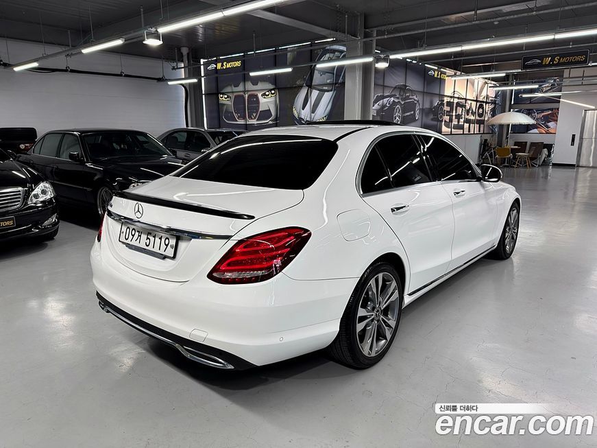 Mercedes-Benz C-Class 2018