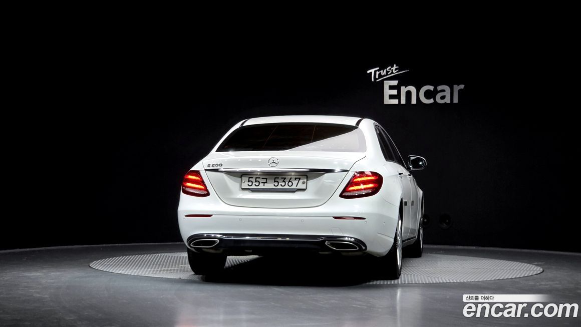 Mercedes-Benz E-Class 2018