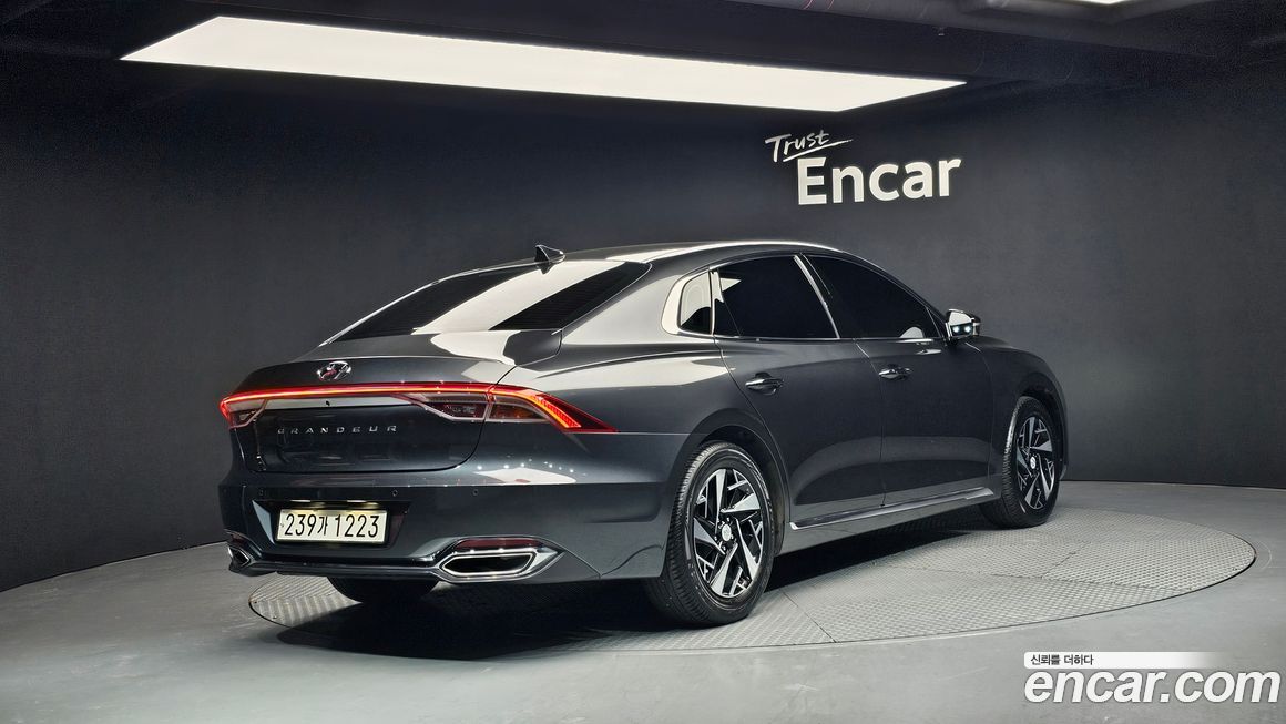Hyundai Grandeur 2022