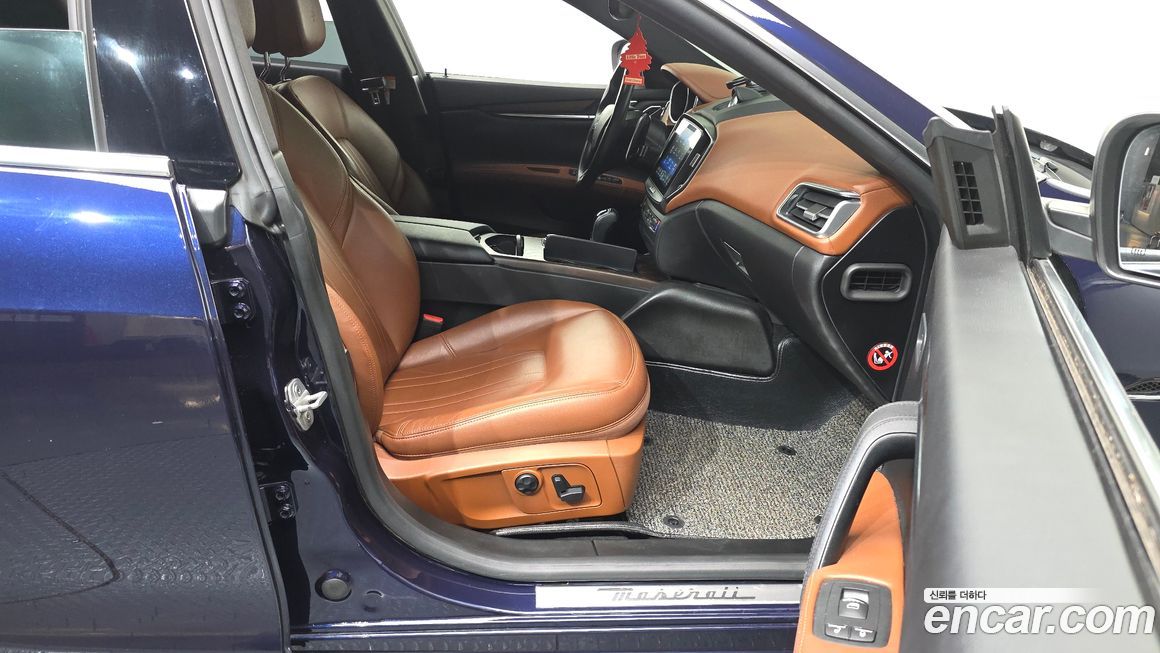 Maserati Ghibli 2017