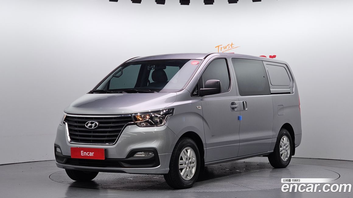 Hyundai Starex 2021
