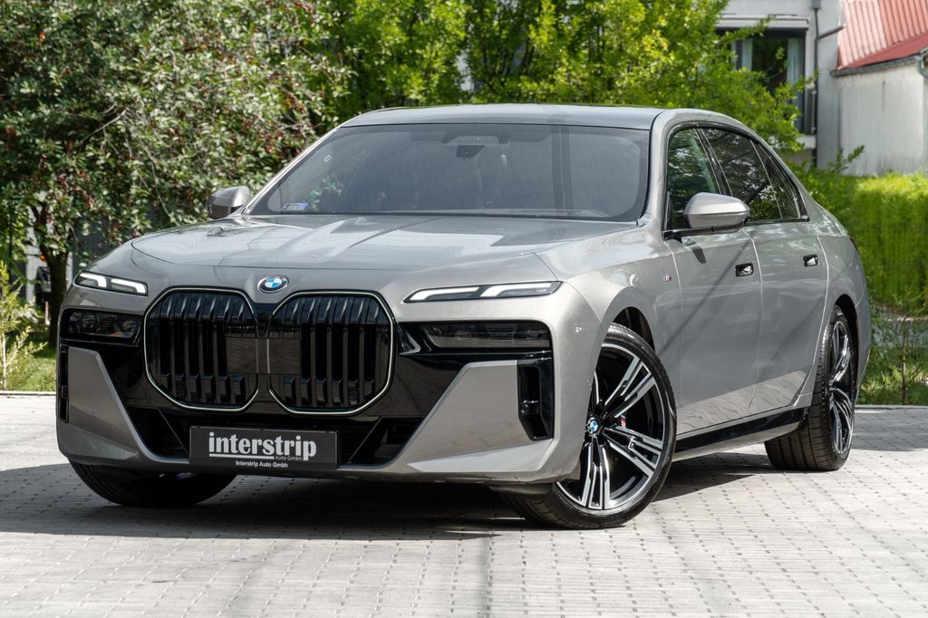 BMW 740 2025