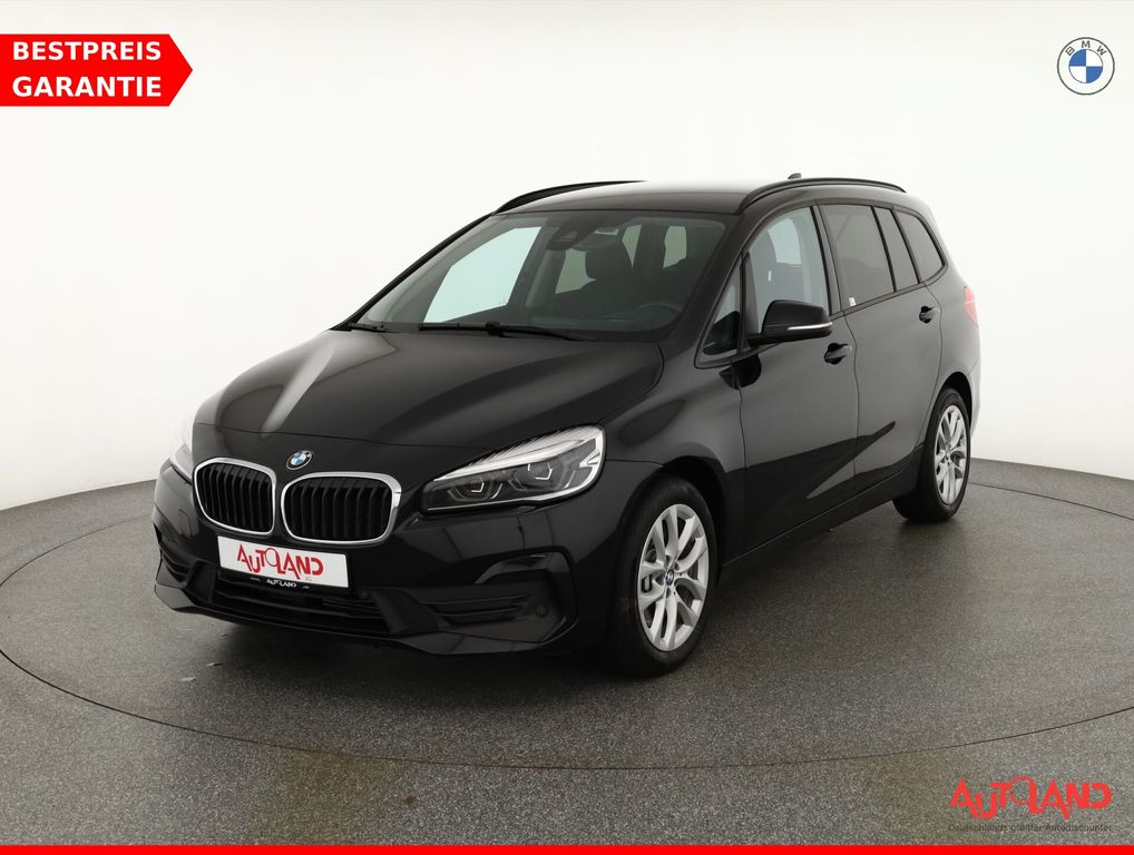 BMW 218 2022