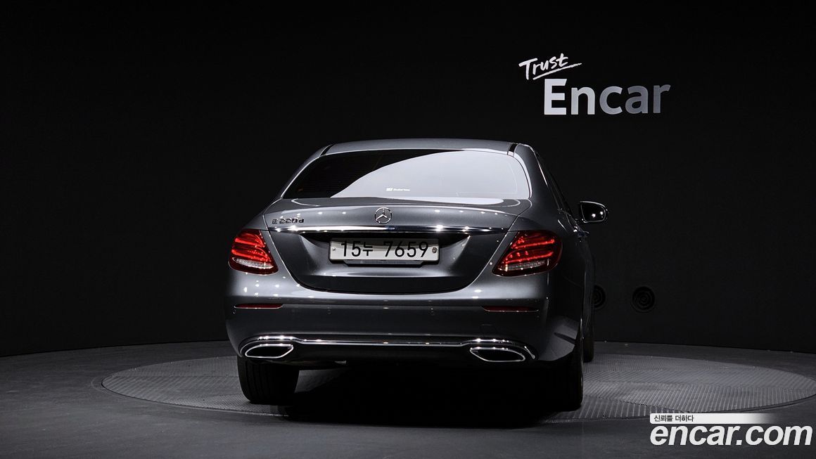Mercedes-Benz E-Class 2019