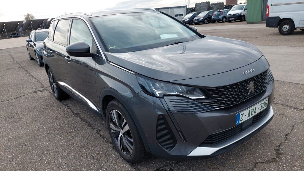 Peugeot 5008 2021