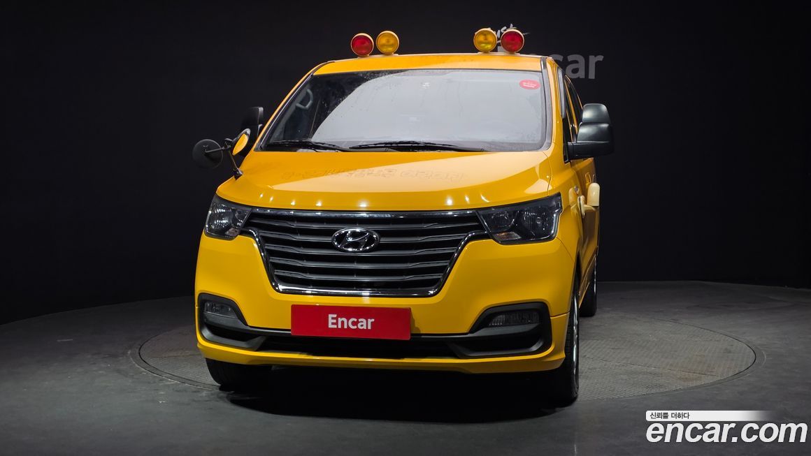 Hyundai Starex 2019