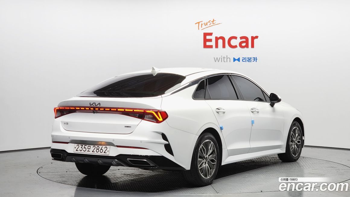 Kia K5 2023