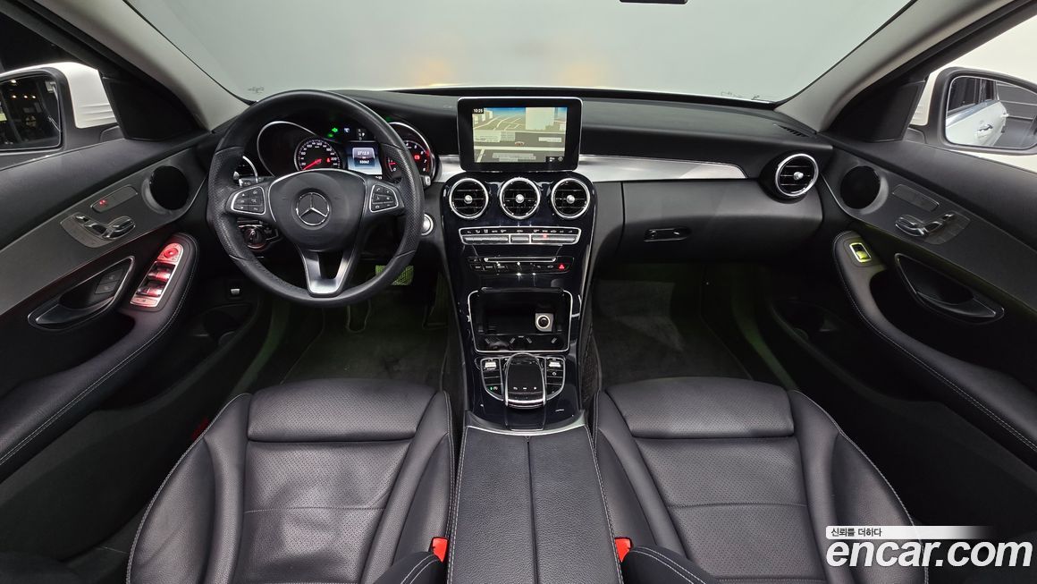 Mercedes-Benz C-Class 2018