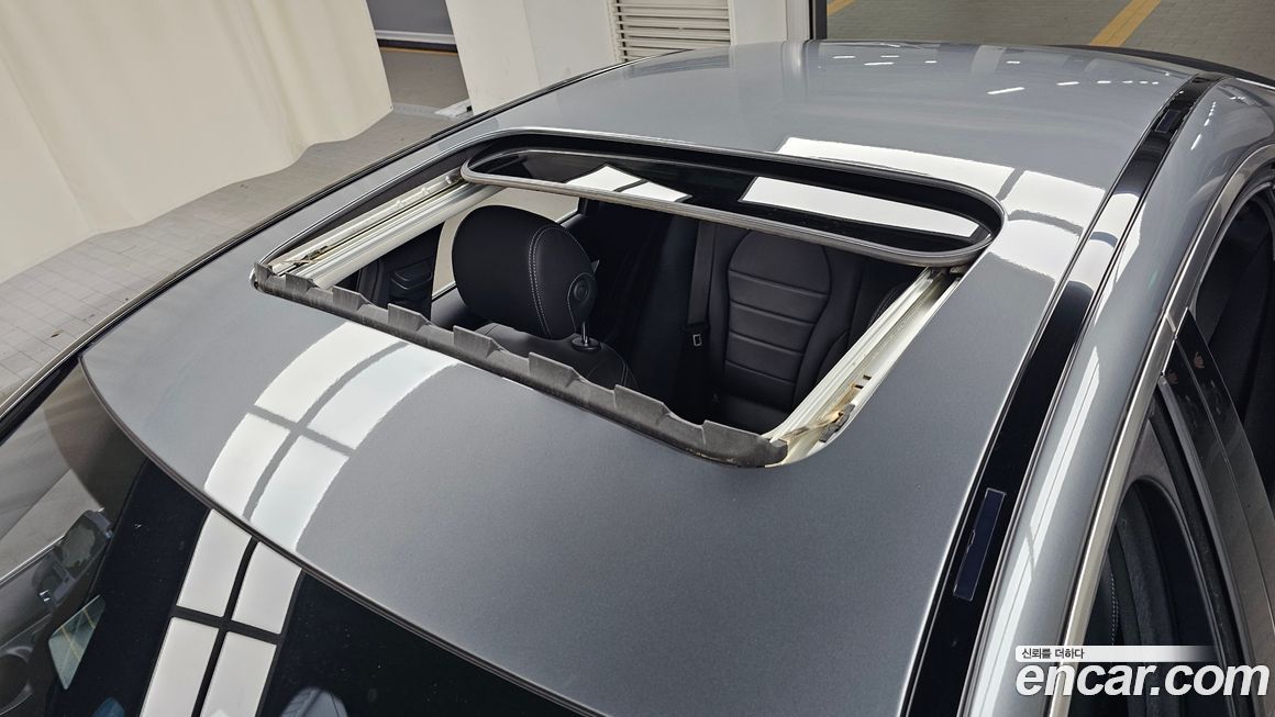 Mercedes-Benz C-Class 2018