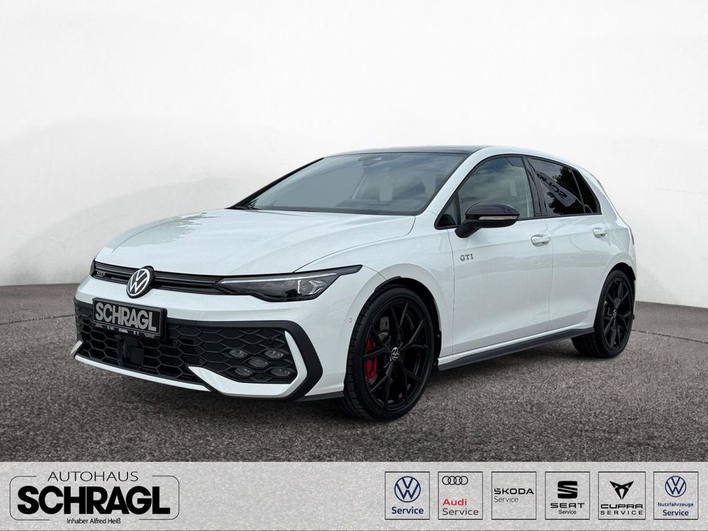 Volkswagen Golf 2024