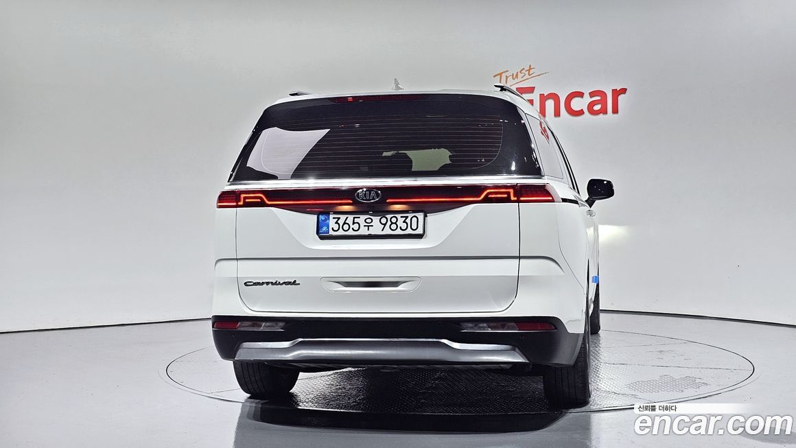 Kia Canival 2021