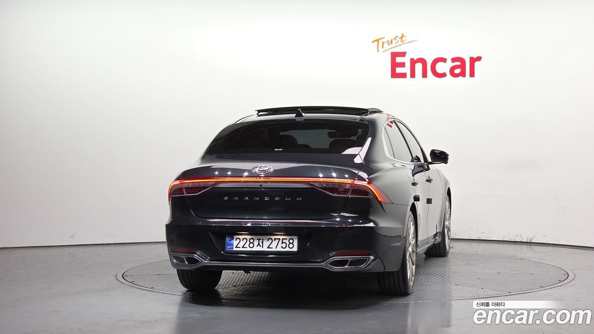 Hyundai Grandeur 2022