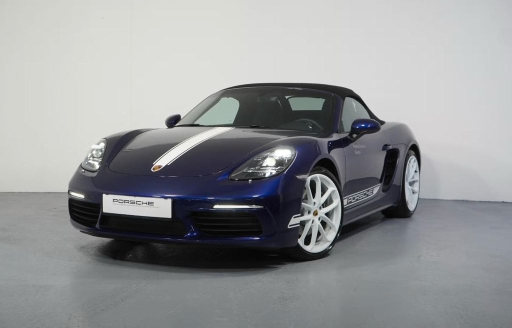 Porsche Boxster 2025