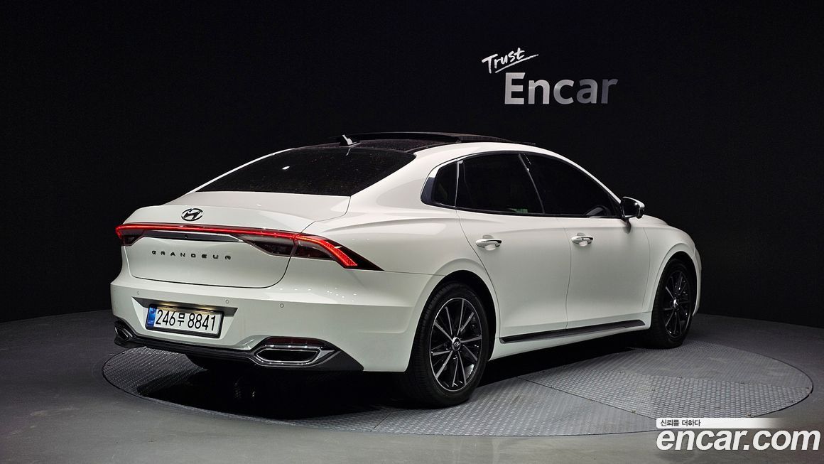 Hyundai Grandeur 2022