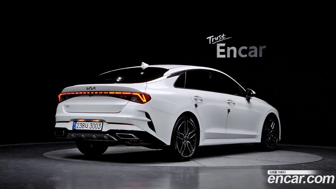 Kia K5 2023