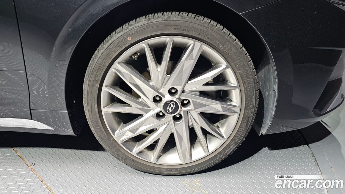 Hyundai Grandeur 2021