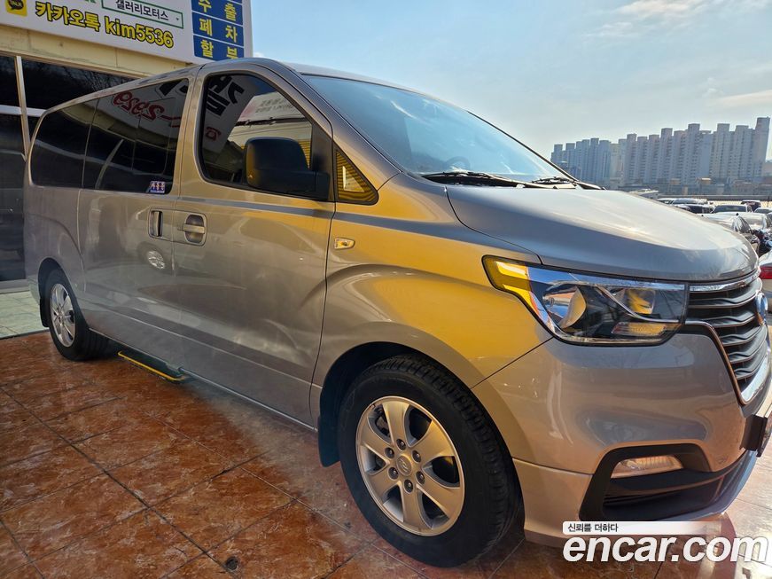 Hyundai Starex 2020