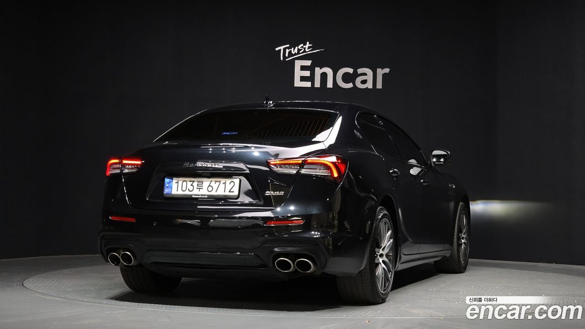 Maserati Ghibli 2018