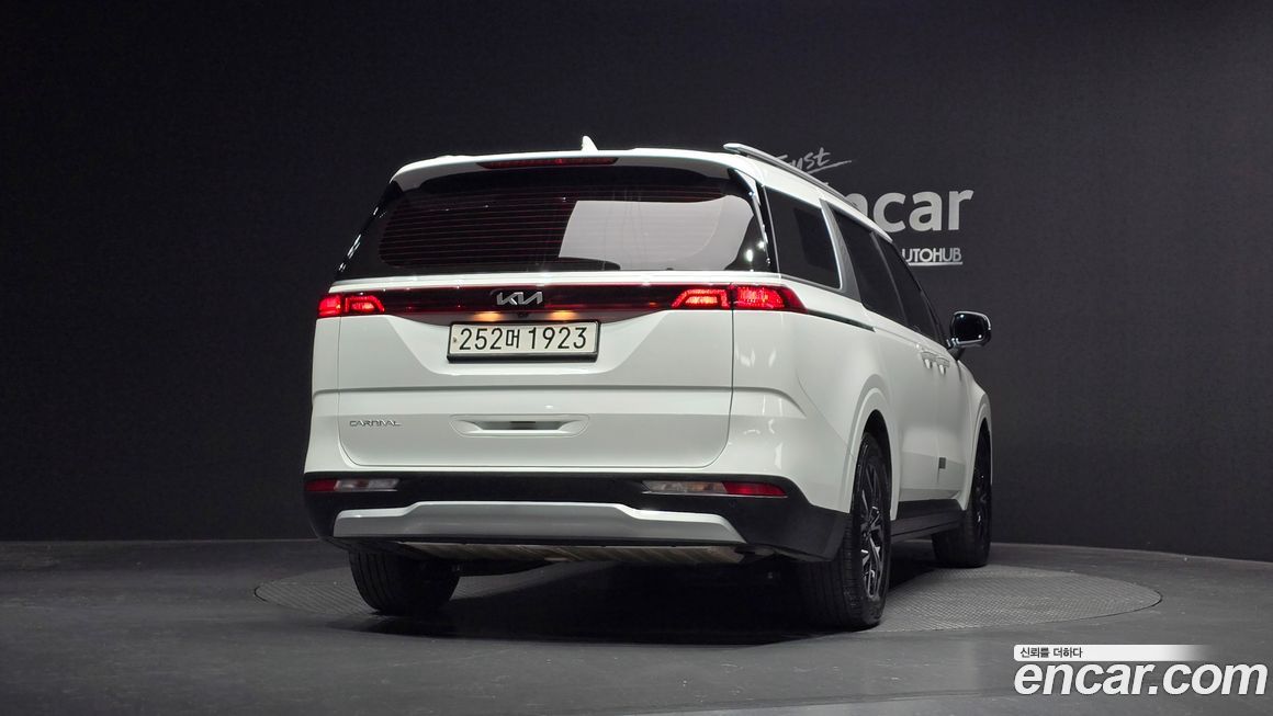 Kia Canival 2023