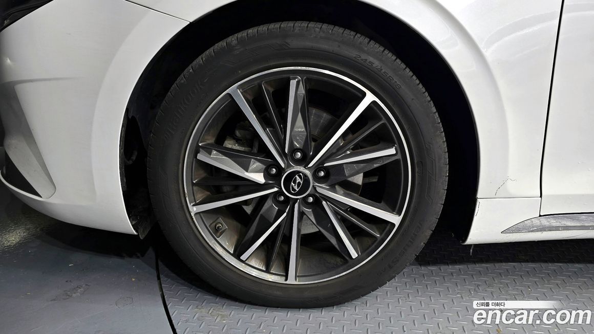 Hyundai Grandeur 2022