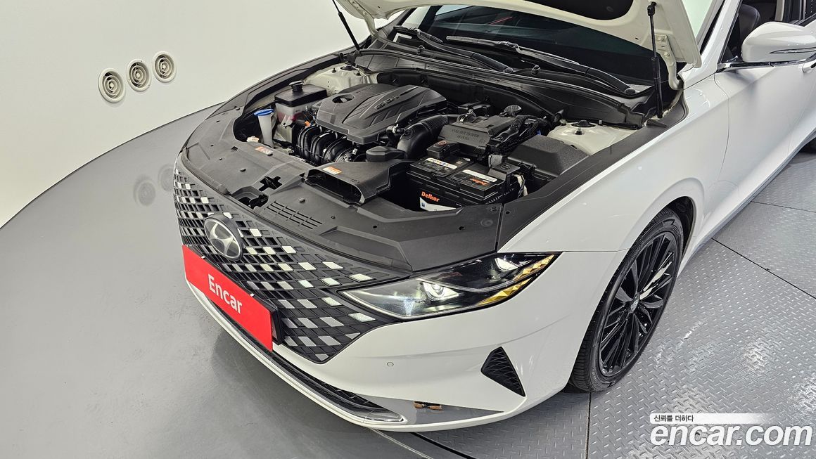 Hyundai Grandeur 2021