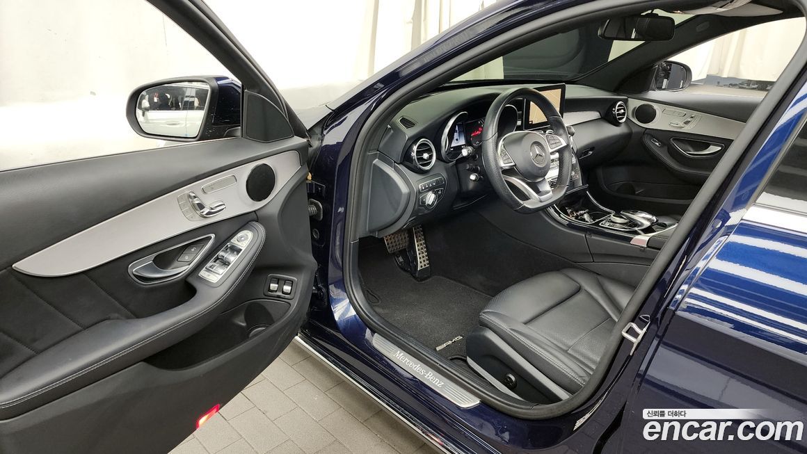 Mercedes-Benz C-Class 2018