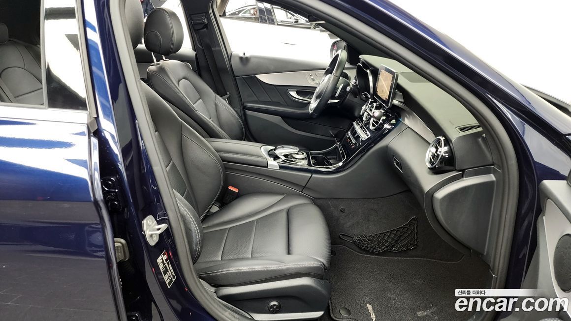 Mercedes-Benz C-Class 2018