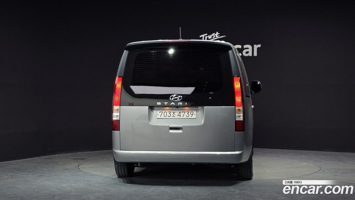 Hyundai Staria 2022