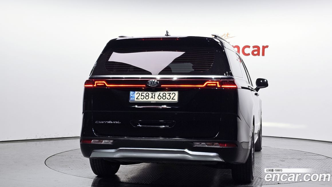 Kia Canival 2021