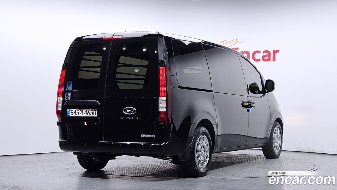 Hyundai Staria 2022