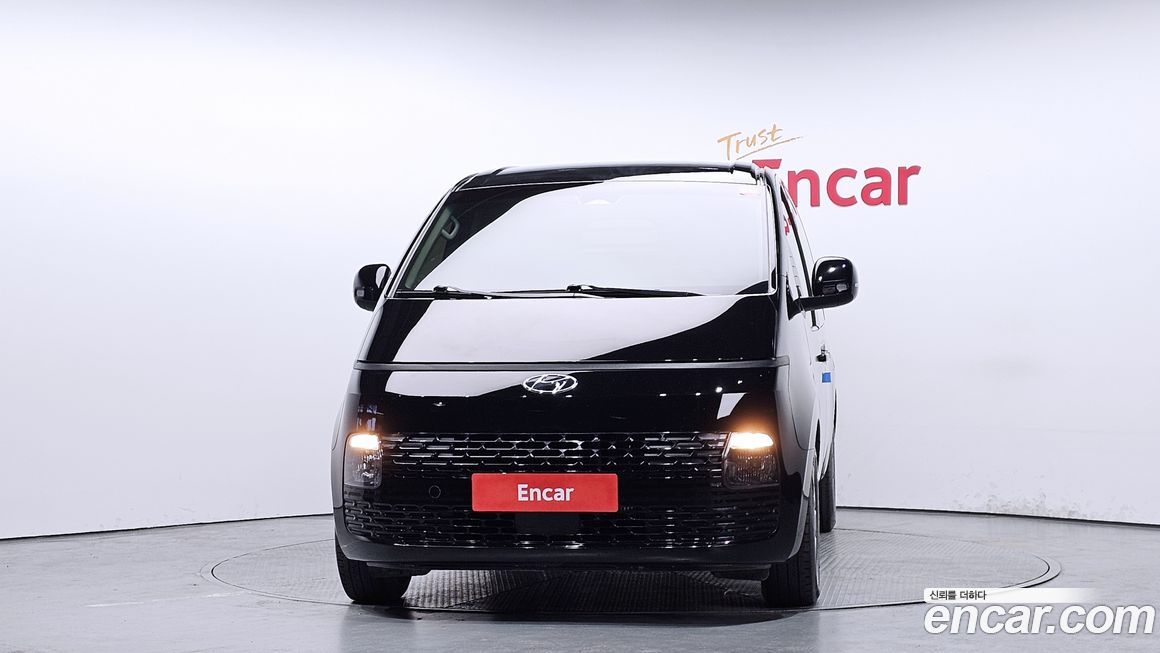 Hyundai Staria 2022