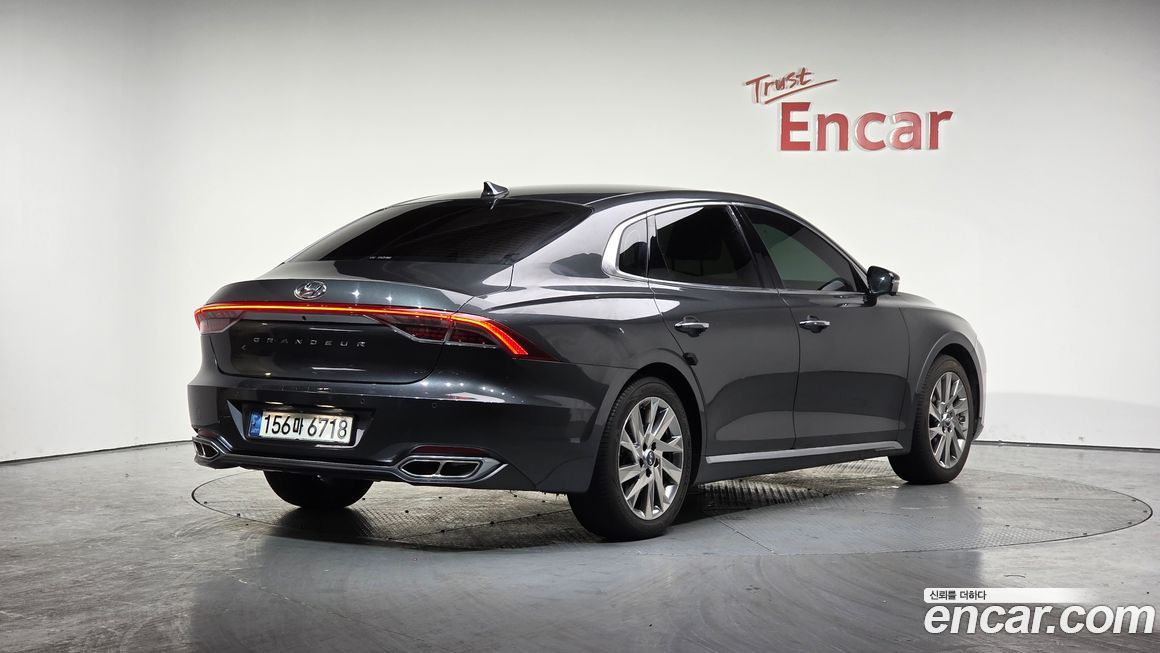 Hyundai Grandeur 2021