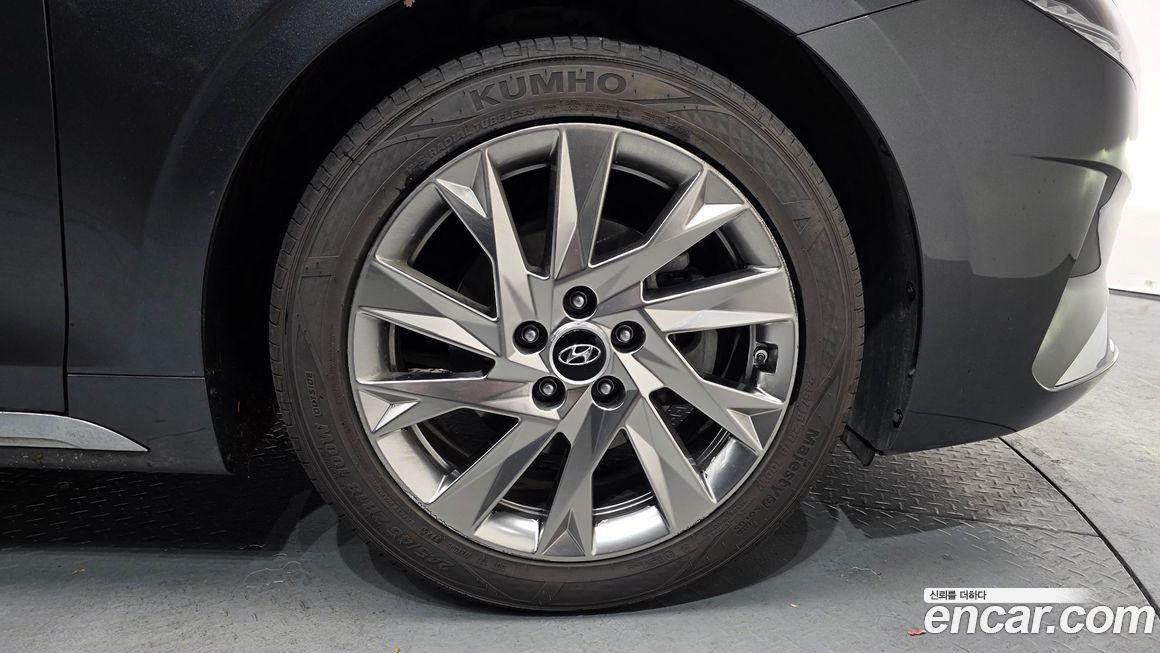 Hyundai Grandeur 2021