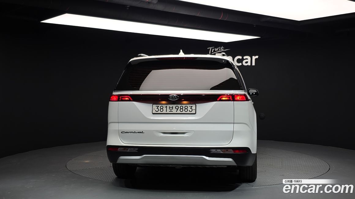 Kia Canival 2021