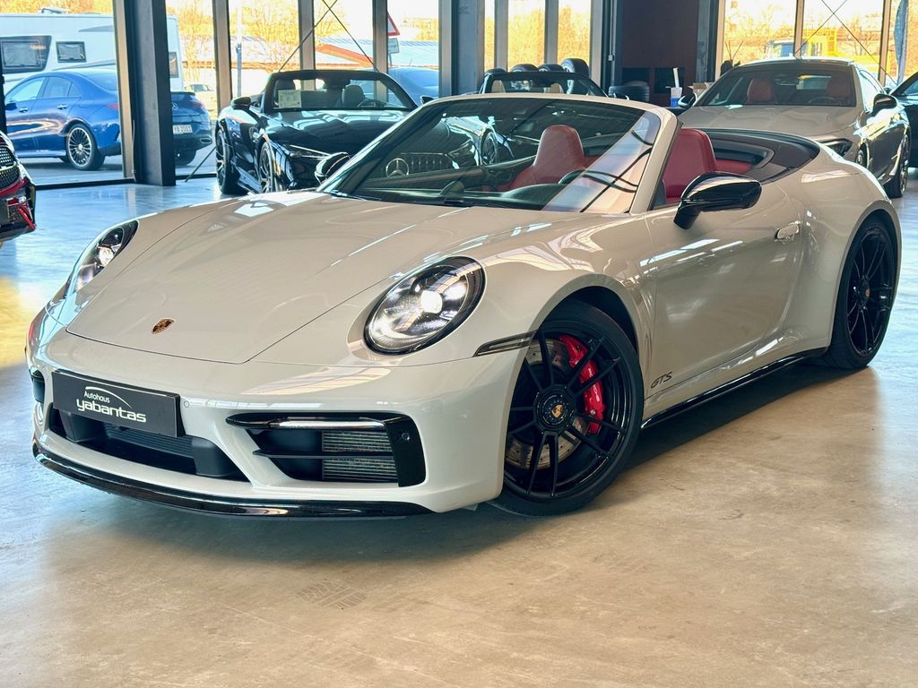 Porsche 992 2024