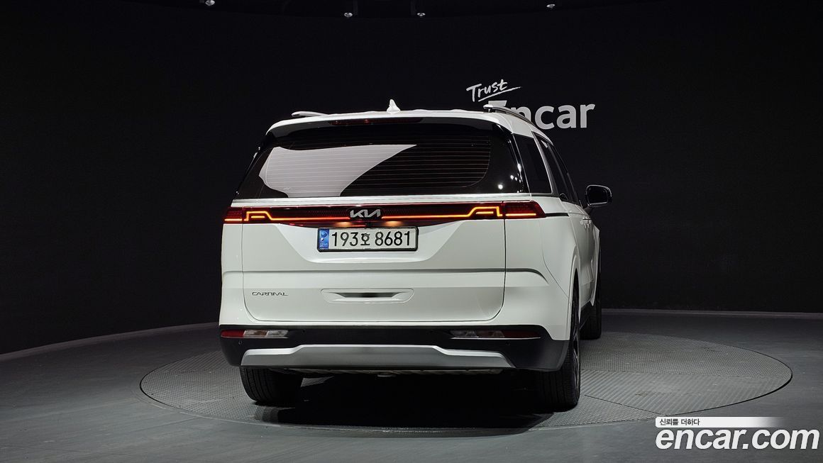 Kia Canival 2023