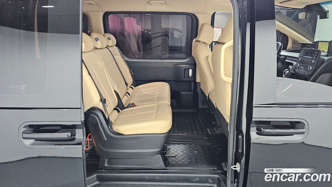 Hyundai Staria 2022