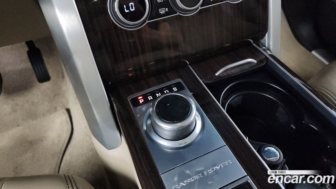 Land Rover Range Rover 2014