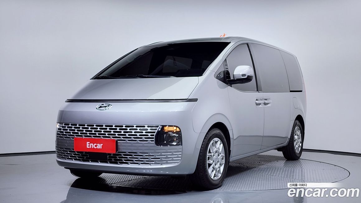Hyundai Staria 2023