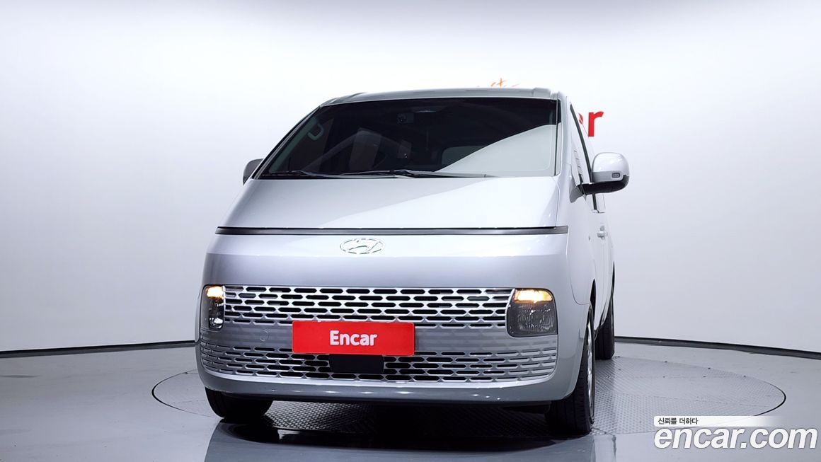 Hyundai Staria 2023