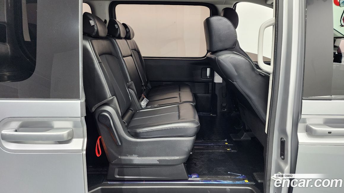 Hyundai Staria 2023