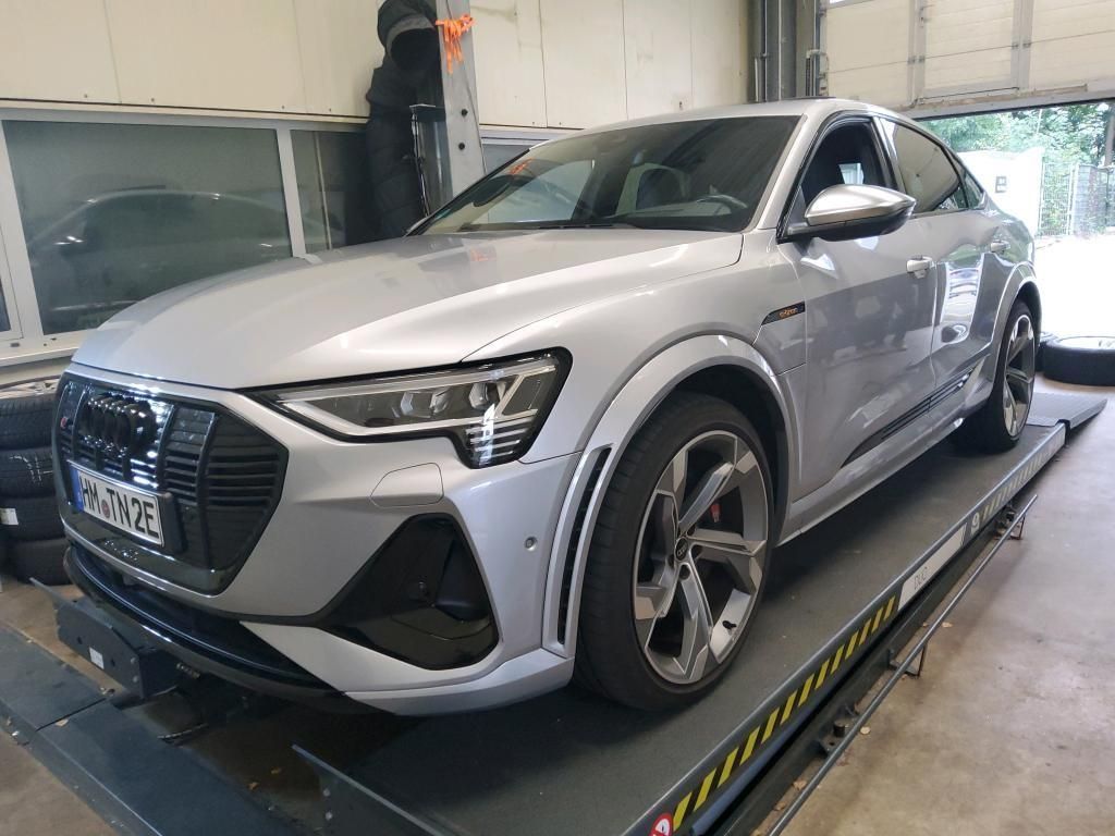 Audi e-tron 2022