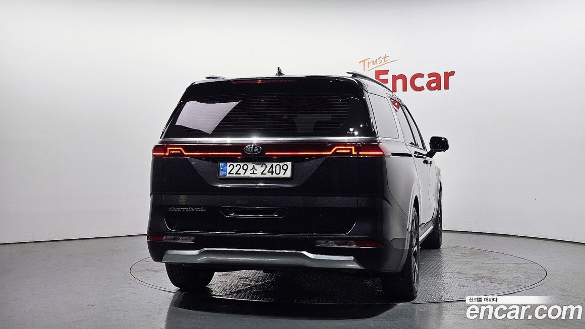 Kia Canival 2021