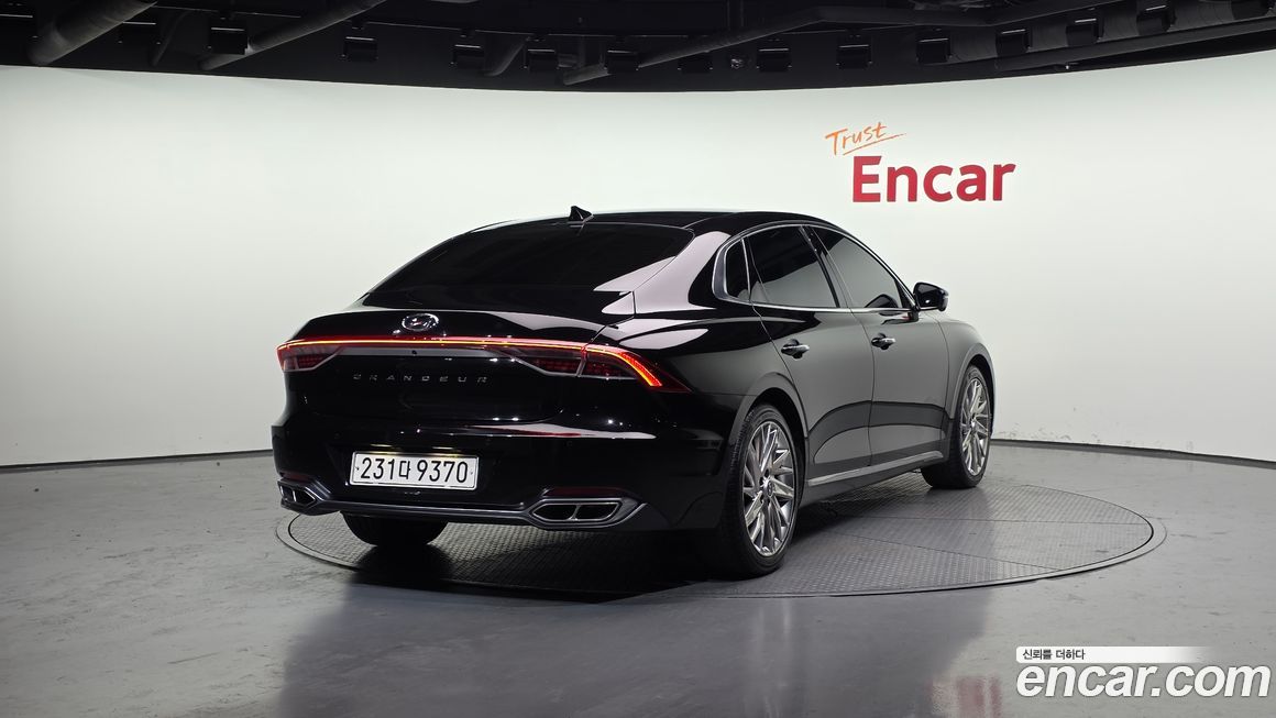 Hyundai Grandeur 2022