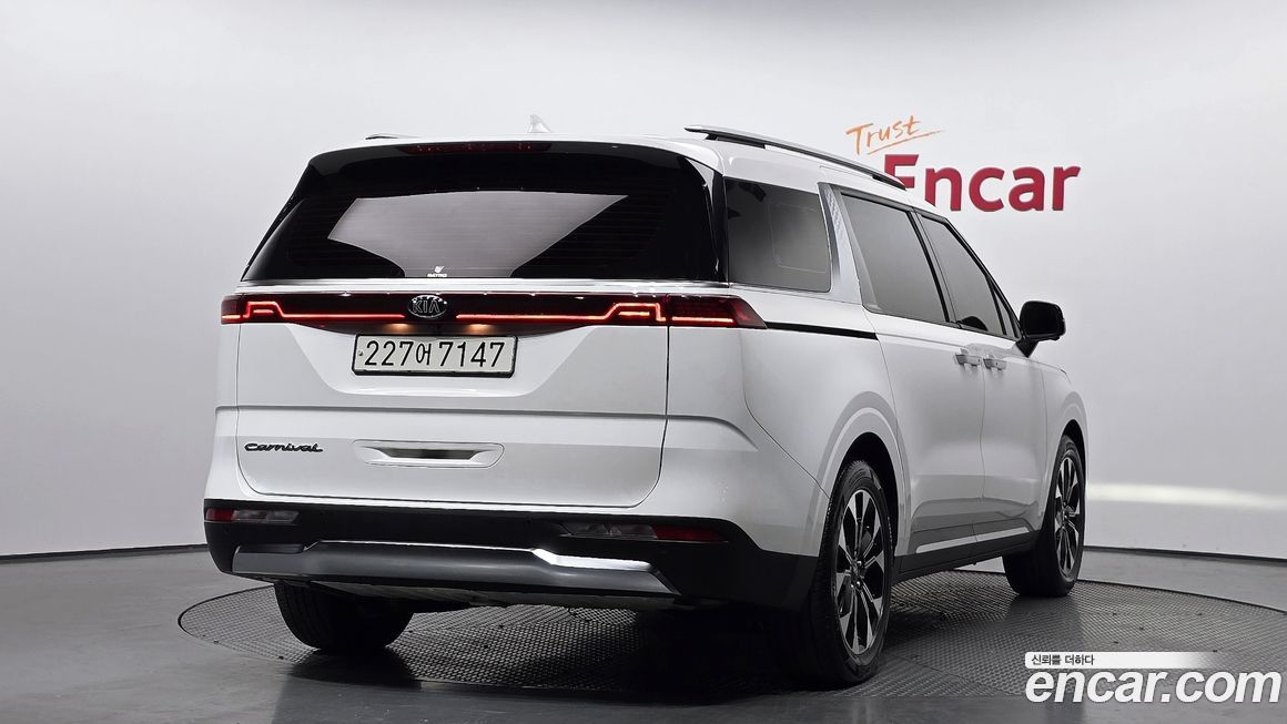 Kia Canival 2021