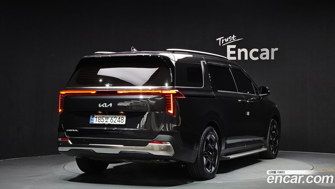 Kia Canival 2025
