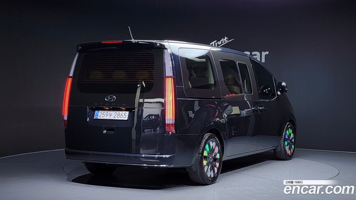 Hyundai Staria 2022